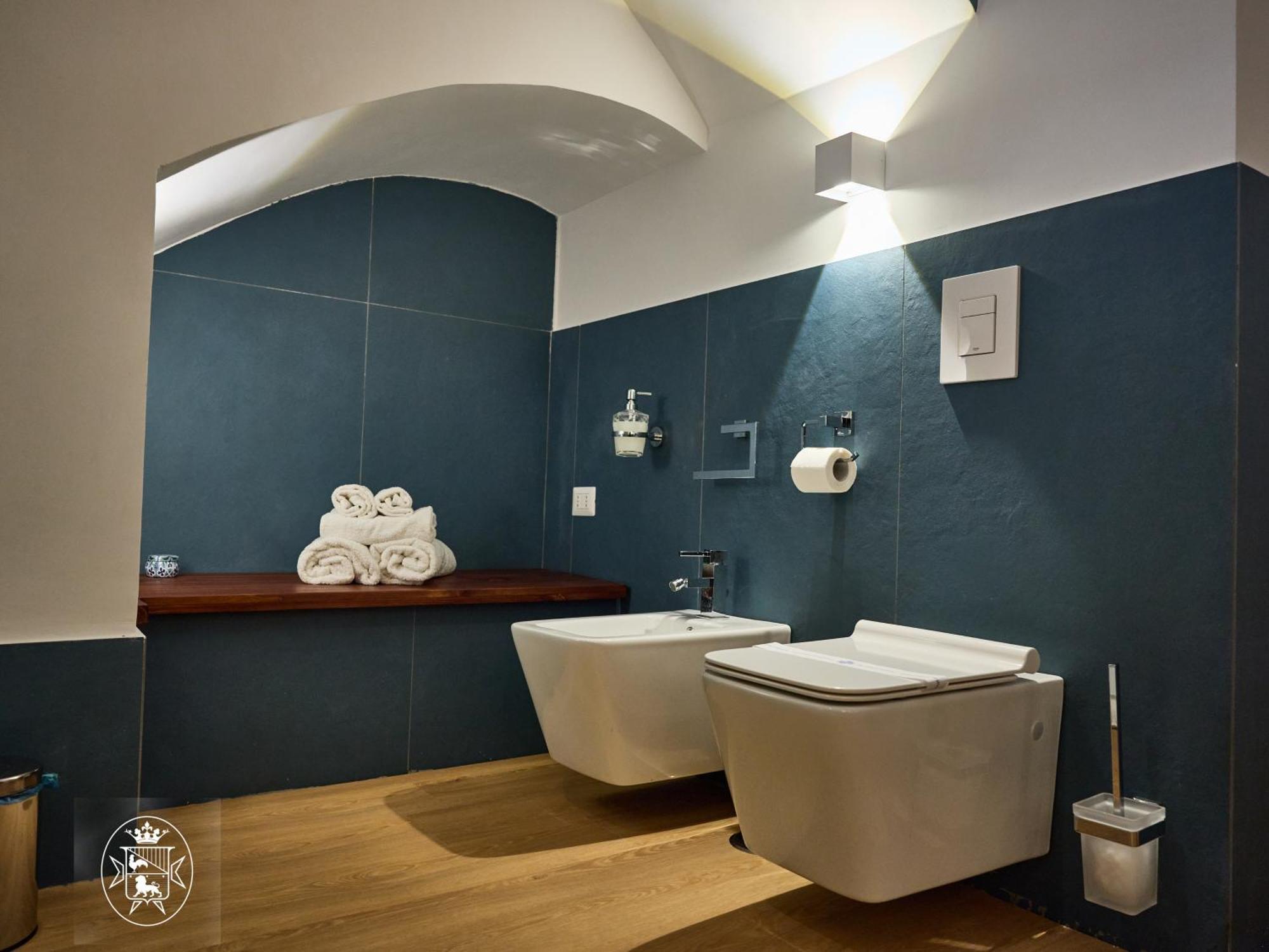 Vista Piazza Dei Martiri Bed & Breakfast Naples